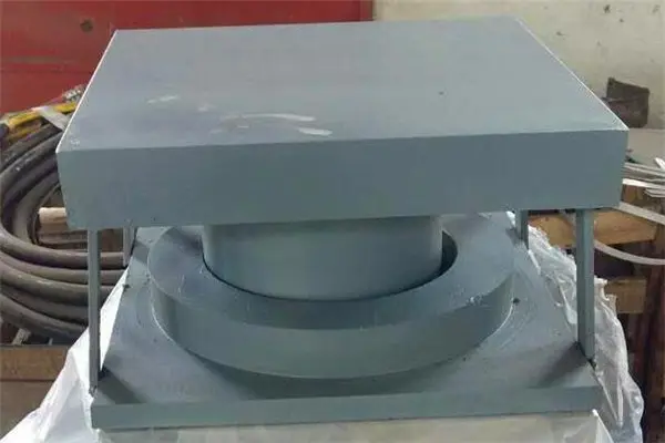 Two-way movable bearing