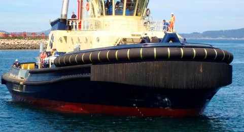 Tugboat Fender on ship