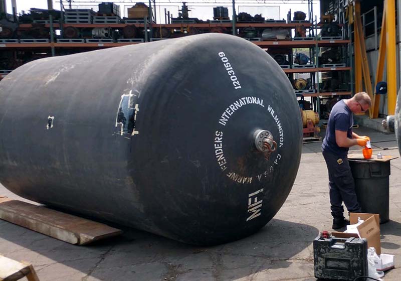 Construction of Pneumatic Fenders