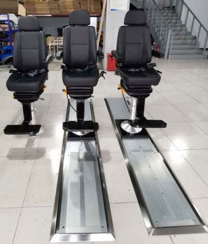 BM-004 Type Helm Chair