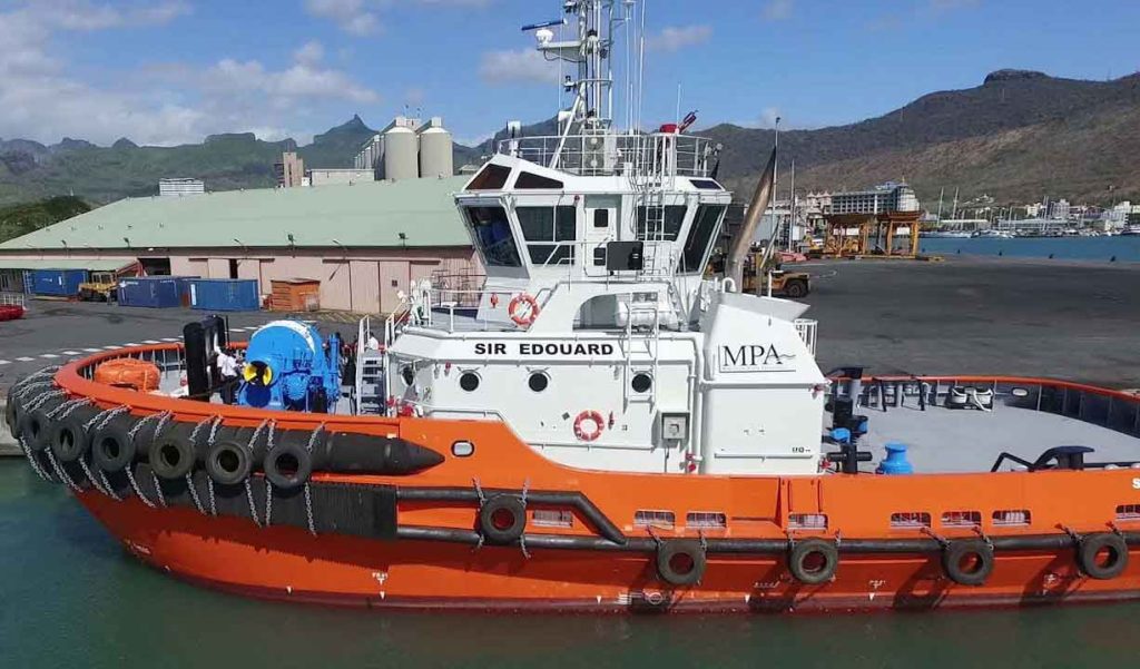 Tug fenders on the ship