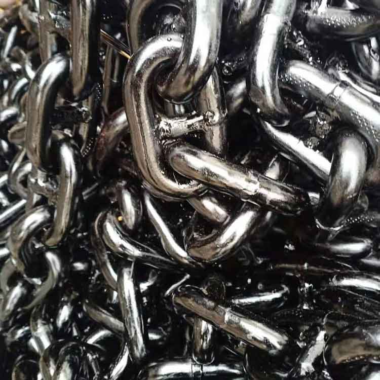 Understanding Anchor Chains: Types, Materials, and Maintenance Tips