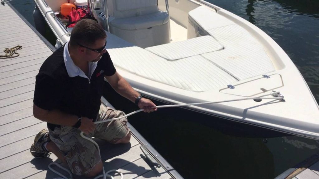 mooring cleat on boat